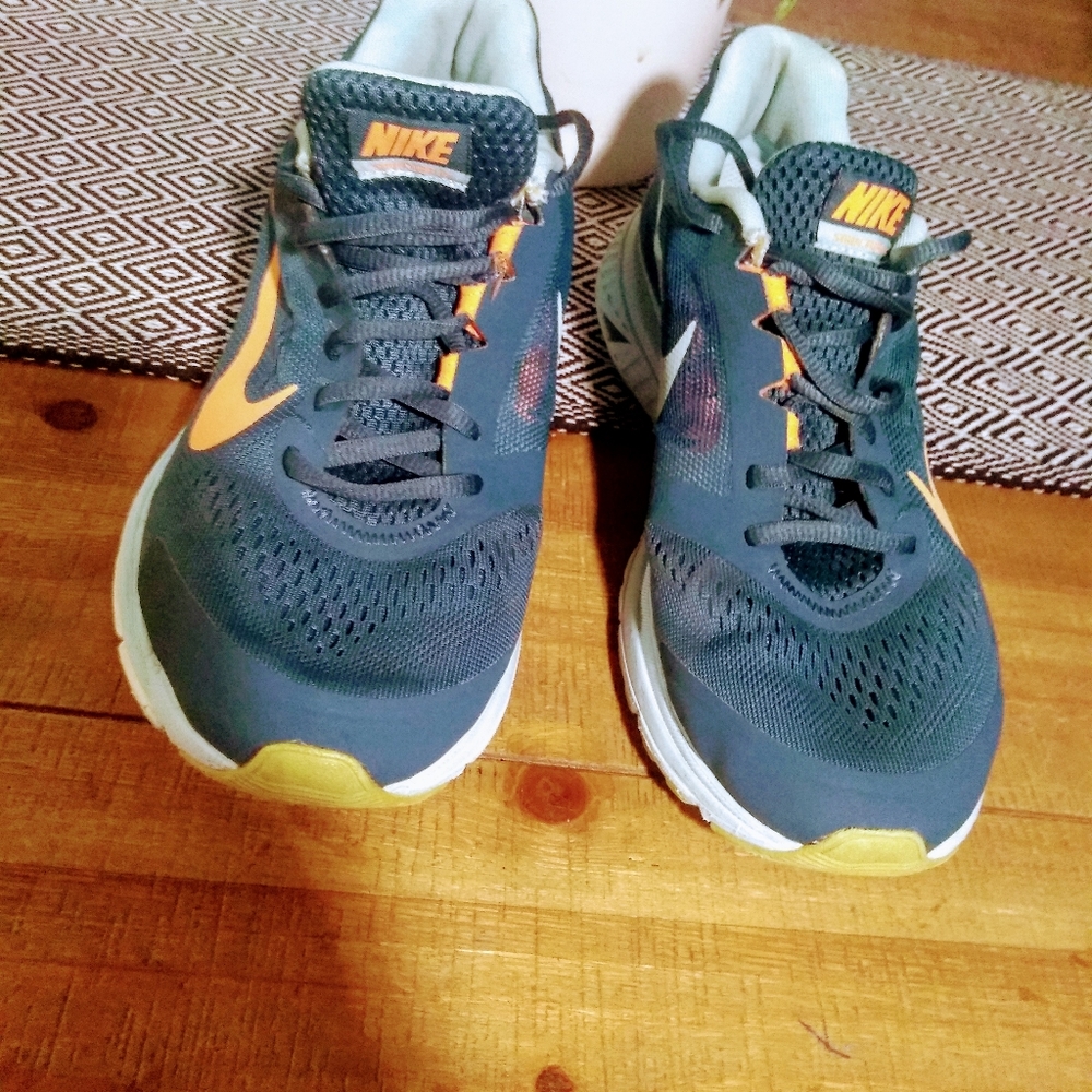 Nike Structure 17 Running size US 8t